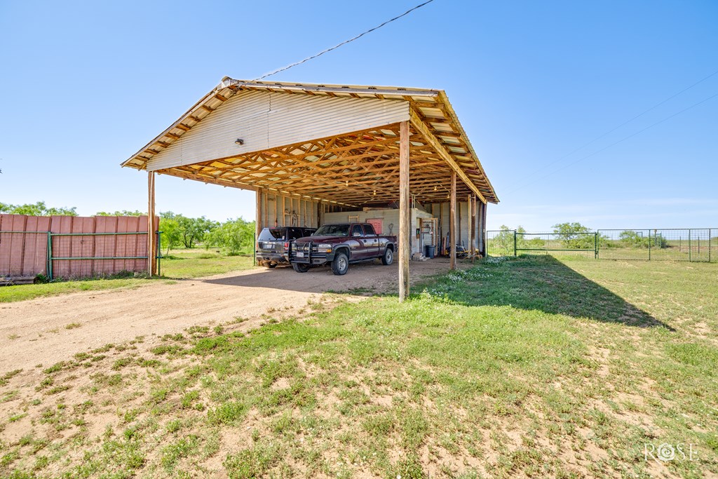 9906 Fuchs Rd, Miles, Texas image 40