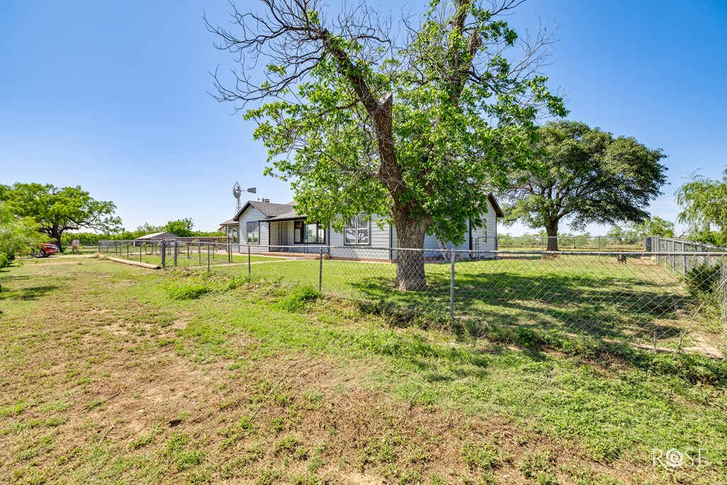 9906 Fuchs Rd, Miles, Texas image 39