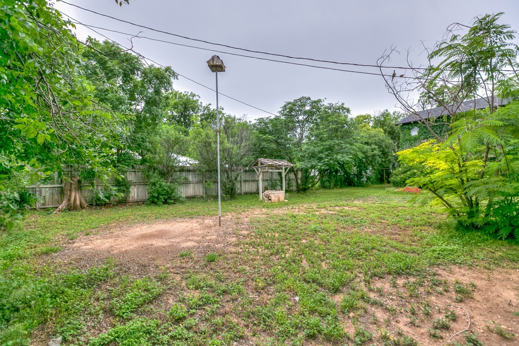 1817 North St, San Angelo, Texas image 25