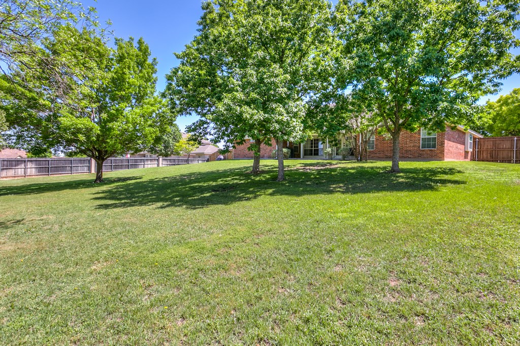 6006 Warwick Dr, San Angelo, Texas image 32