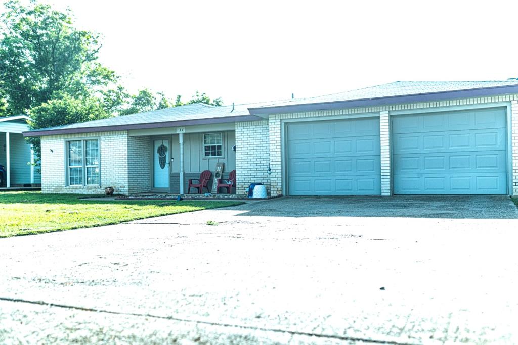 104 Largent Ave, Ballinger, Texas image 1