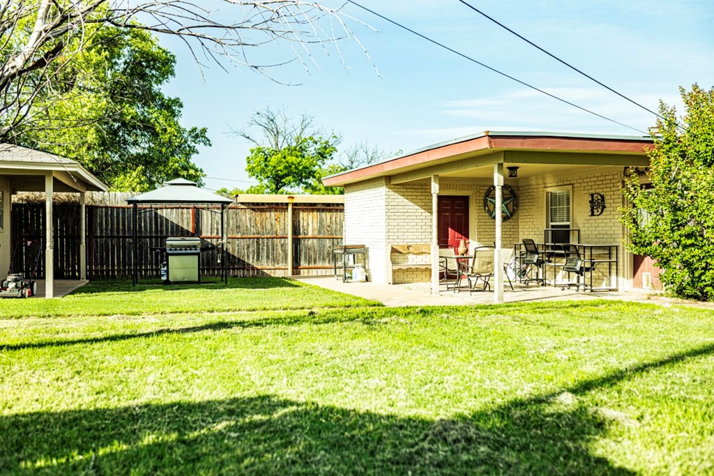 104 Largent Ave, Ballinger, Texas image 29