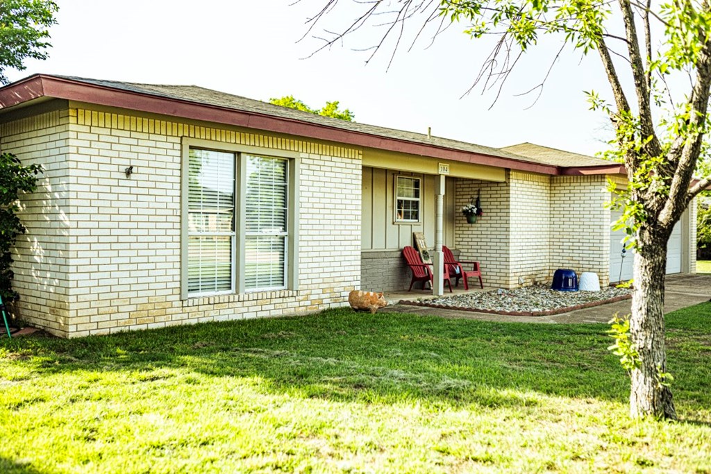 104 Largent Ave, Ballinger, Texas image 34