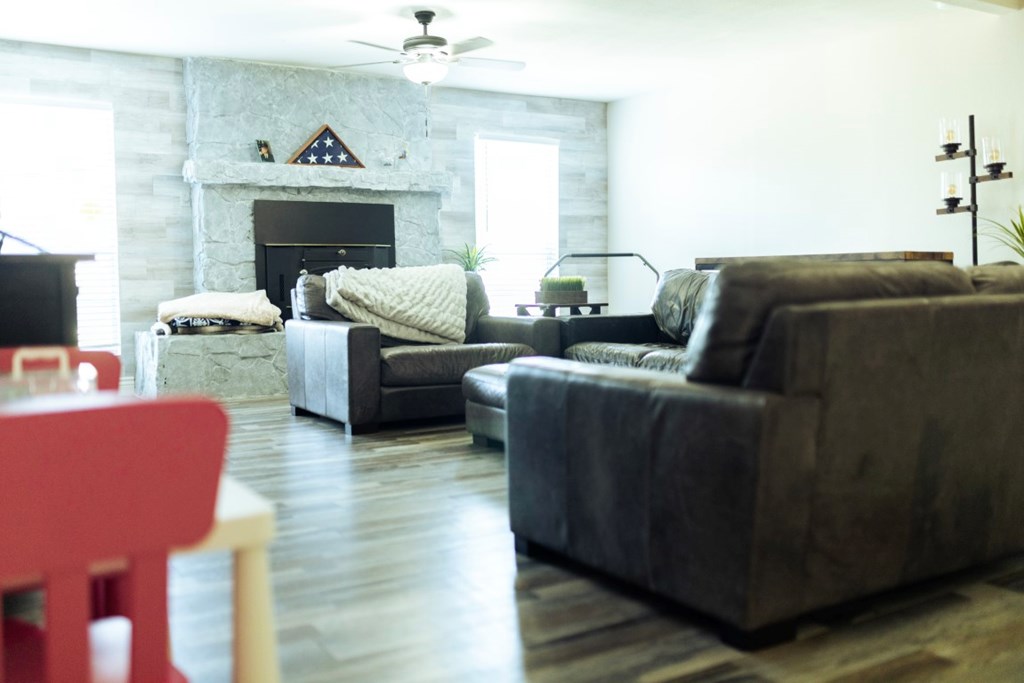 104 Largent Ave, Ballinger, Texas image 3