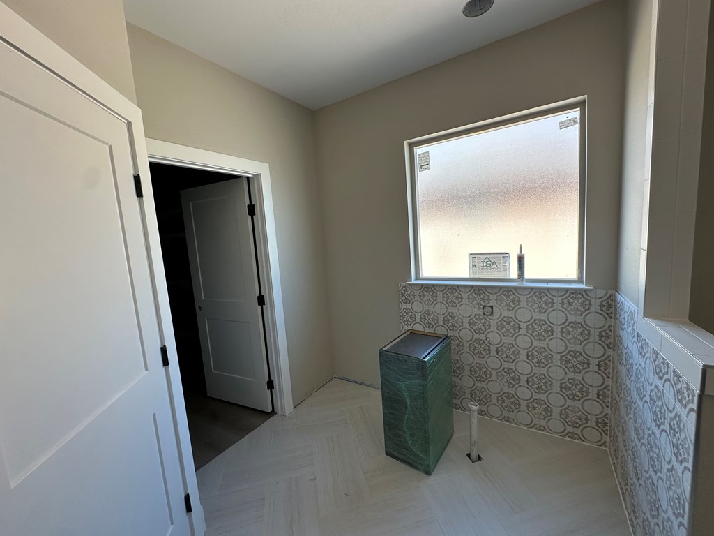 1942 Pine Valley St, San Angelo, Texas image 21