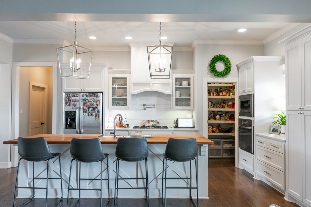 San Angelo, Texas 76904, United States, 4 Bedrooms Bedrooms, ,4 BathroomsBathrooms,Residential,Active,171960