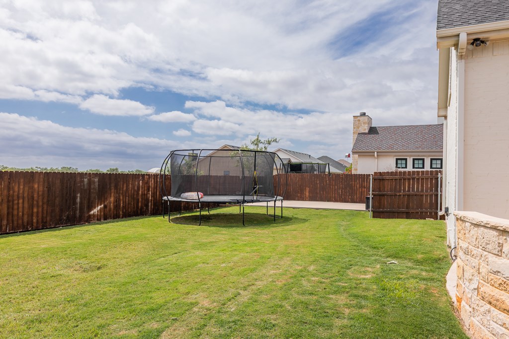 San Angelo, Texas 76904, United States, 4 Bedrooms Bedrooms, ,4 BathroomsBathrooms,Residential,Active,171960