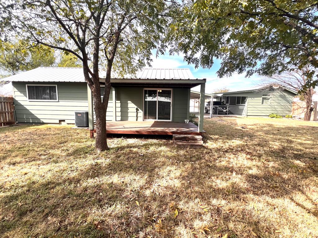 16 W Rochefort St, Eden, Texas image 26