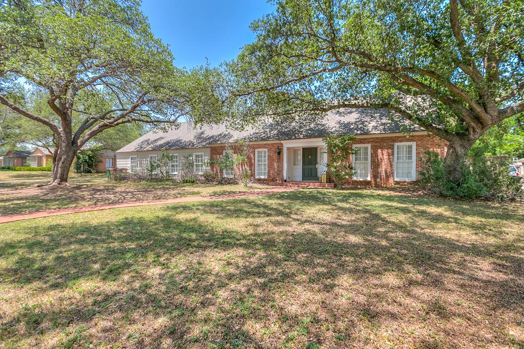2622 Oxford Ave, San Angelo, Texas image 1