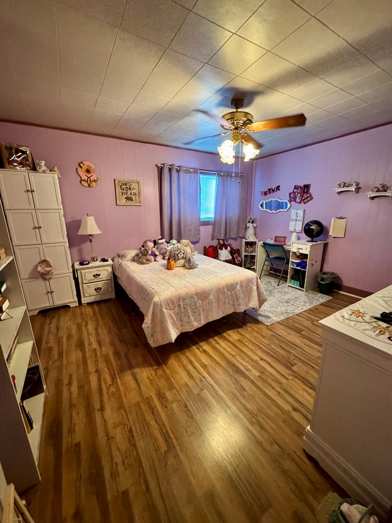 604 Broad Ave, Ballinger, Texas image 3