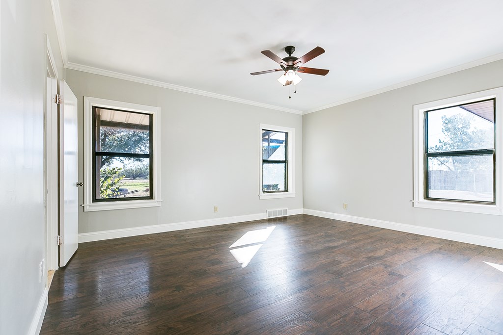 5438 S Loop 306, San Angelo, Texas image 16
