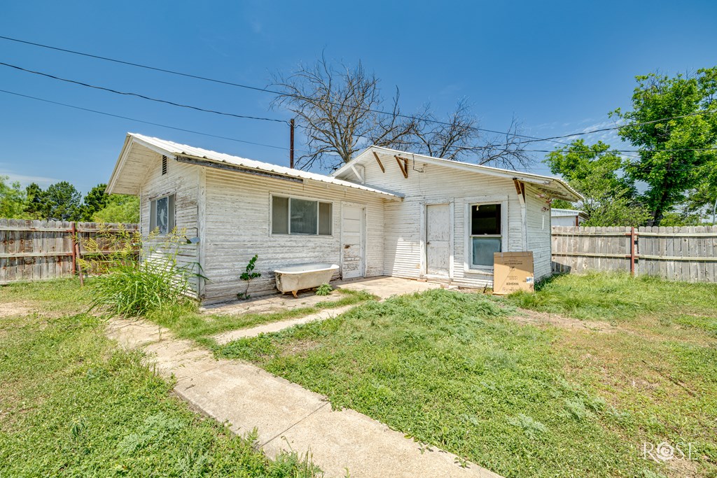 804 S Concho Ave, Sonora, Texas image 26