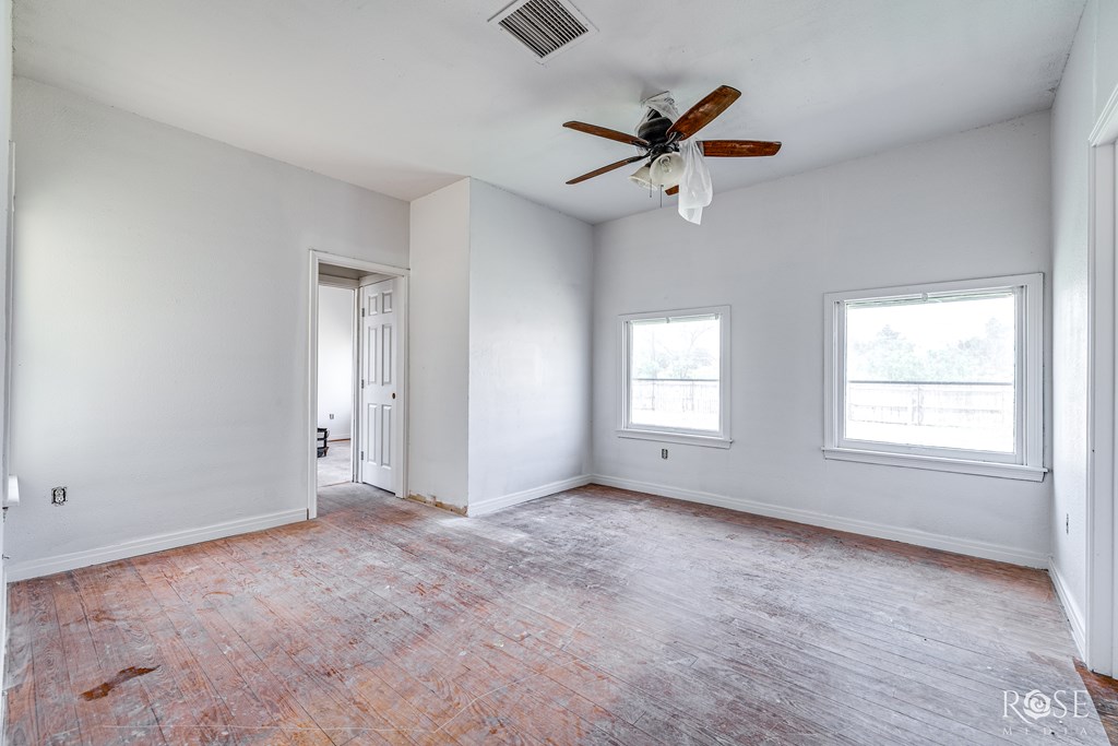 804 S Concho Ave, Sonora, Texas image 19