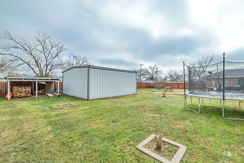 714 Lee Ave, Eldorado, Texas image 15