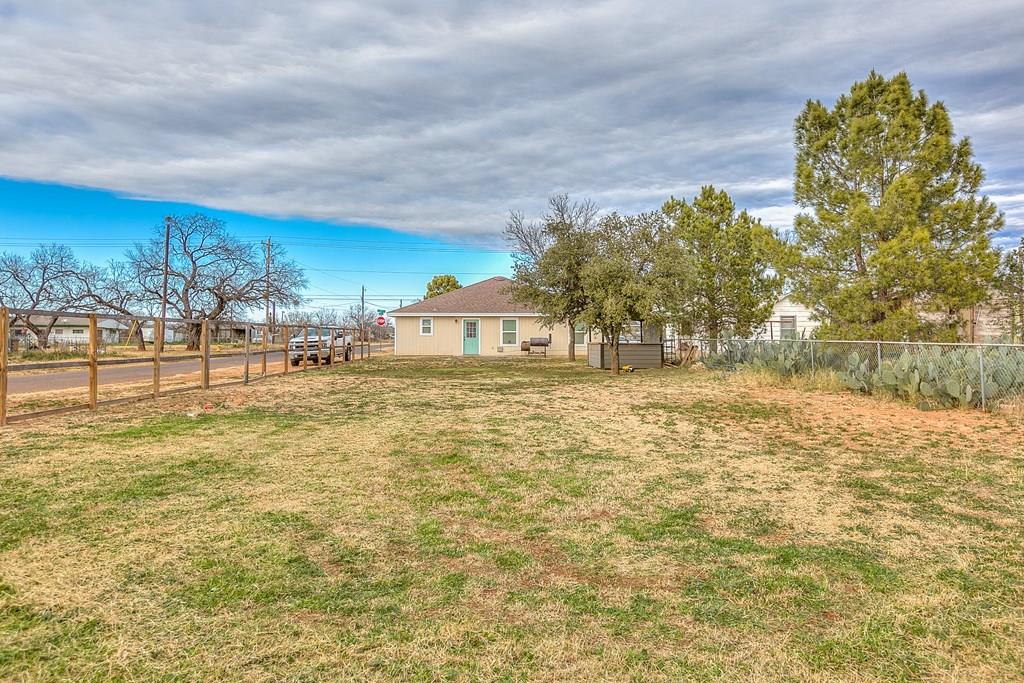 401 E 47th St, San Angelo, Texas image 1