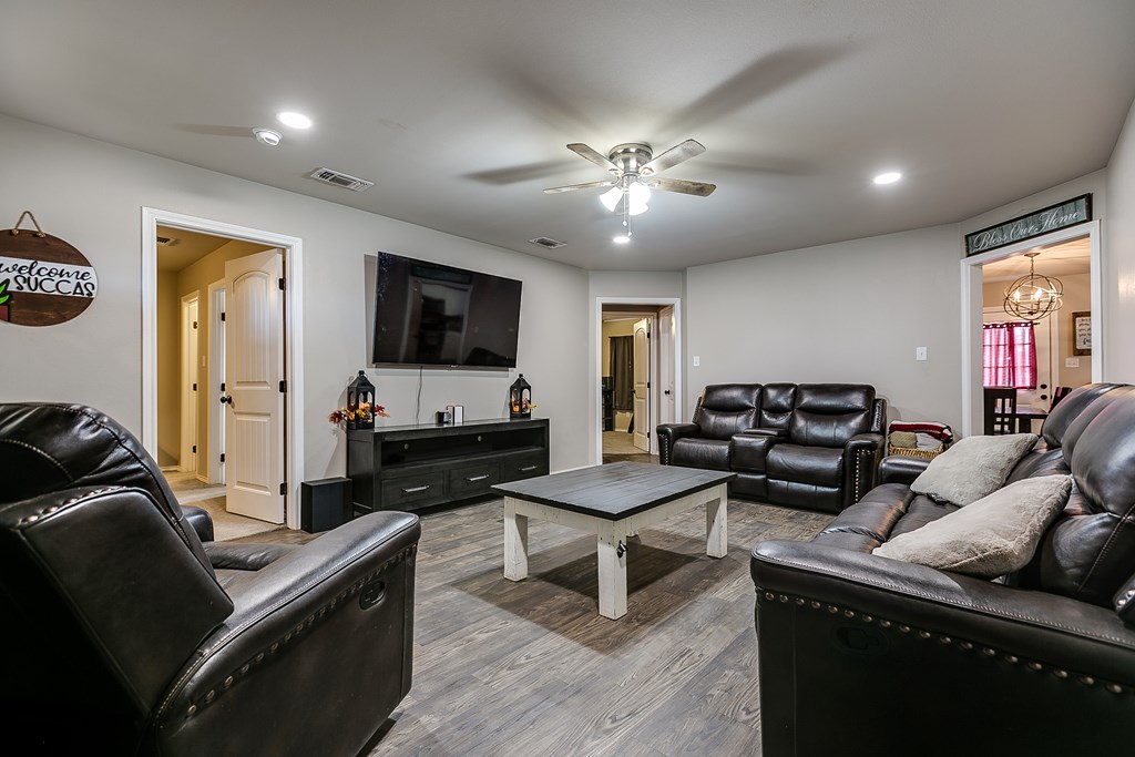 401 E 47th St, San Angelo, Texas image 9