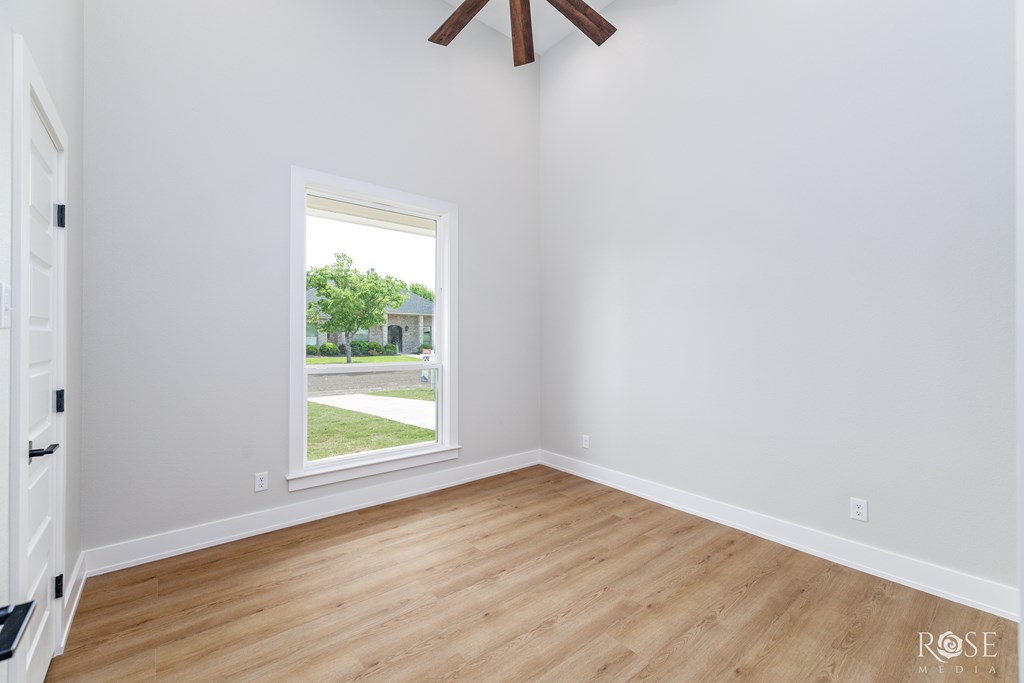 2734 Oak Hills Trail, San Angelo, Texas image 24