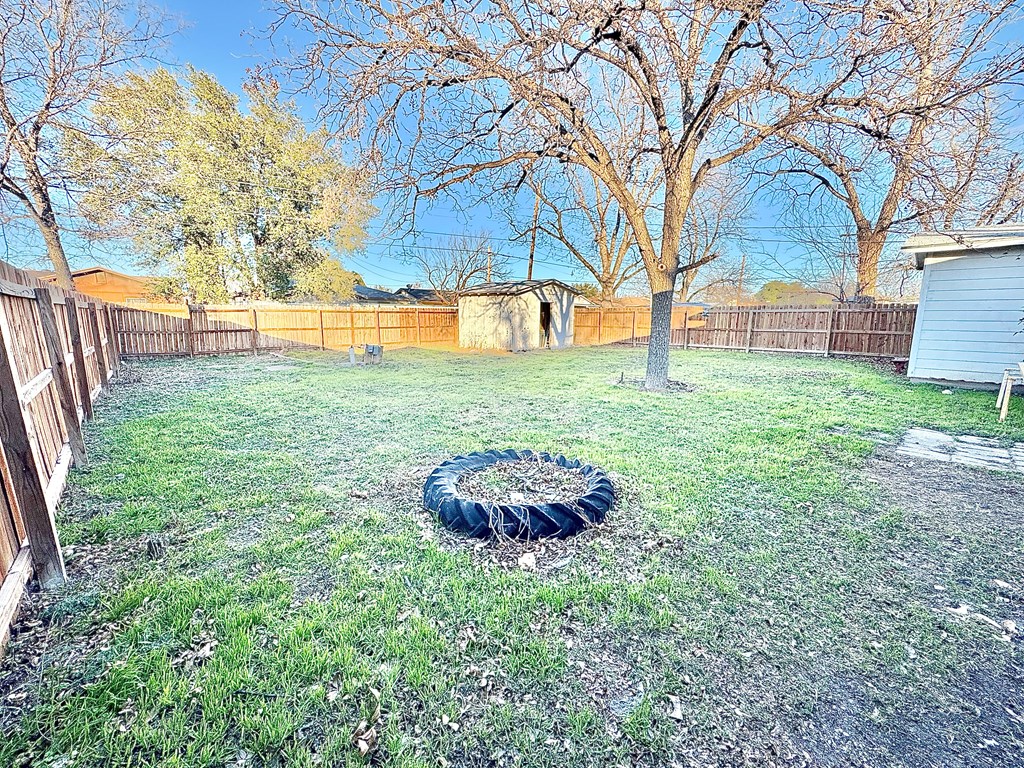 80 Belaire Ave, San Angelo, Texas image 23