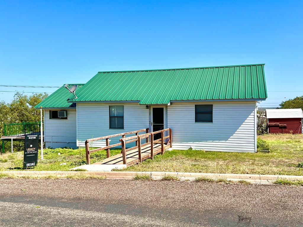 102 Fairview Rd, Ozona, Texas image 1