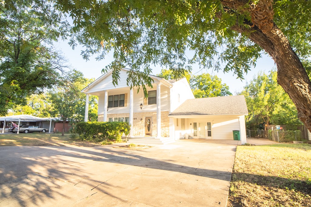 109 Churchill Blvd, San Angelo, Texas image 2