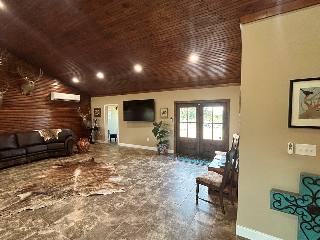 2553 Stonewall  Valley Lane, Christoval, Texas image 15