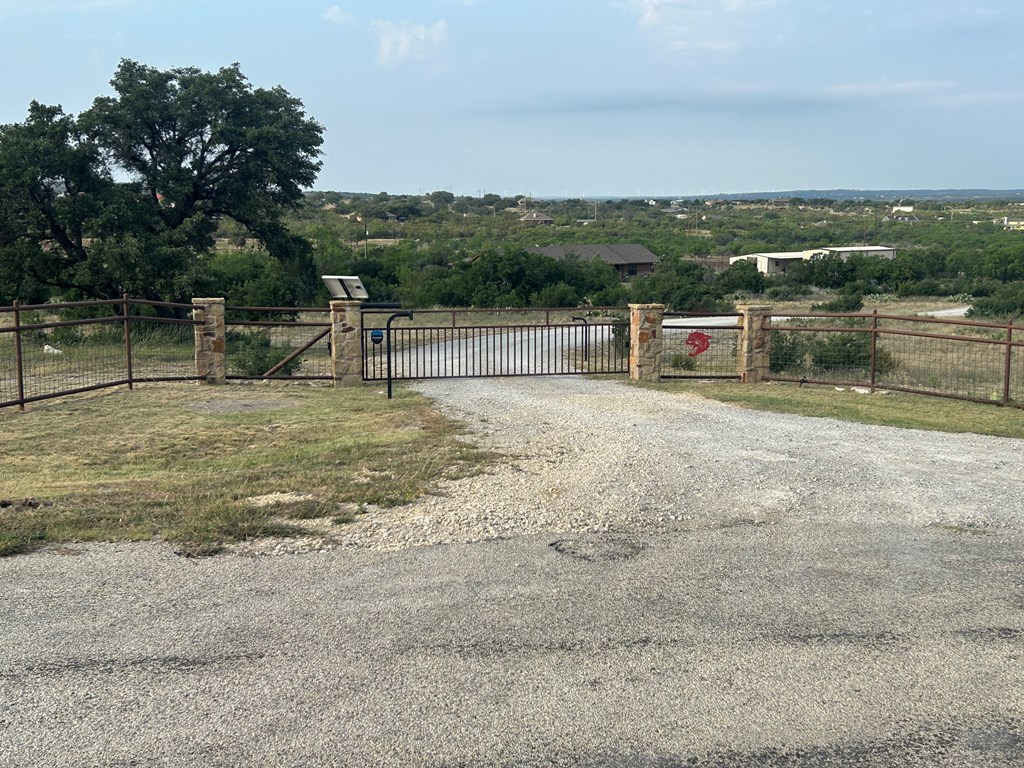 2553 Stonewall  Valley Lane, Christoval, Texas image 3