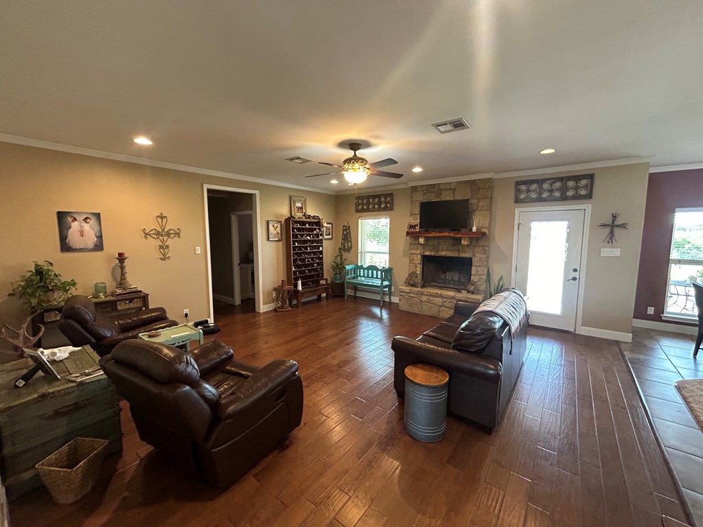 2553 Stonewall  Valley Lane, Christoval, Texas image 10