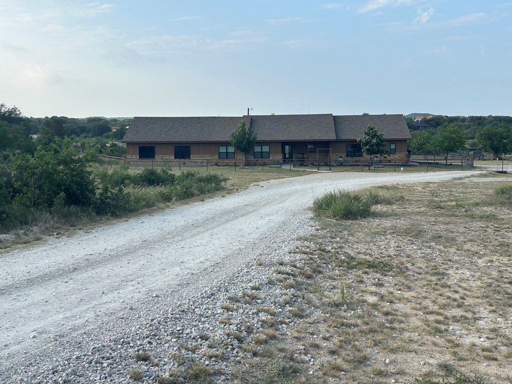 2553 Stonewall  Valley Lane, Christoval, Texas image 2
