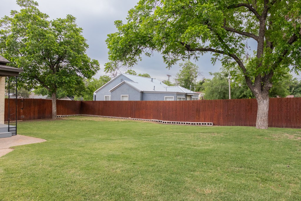 1905 Live Oak St, San Angelo, Texas image 30