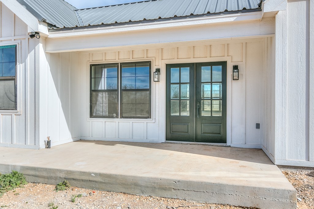 1300 6th St, Sterling City, Texas image 3