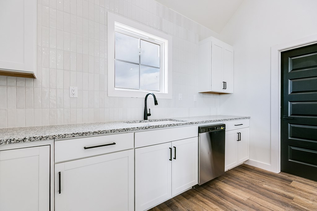 1300 6th St, Sterling City, Texas image 12