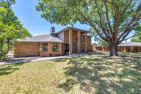 Homes For Sale - 6009 Equestrian Boulevard<br/> San Angelo, TX 76904