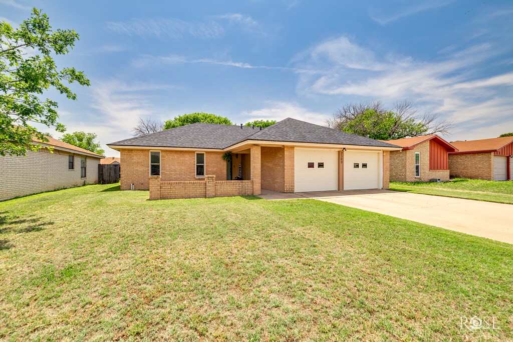 2509 1st Atlas St, San Angelo, Texas image 2