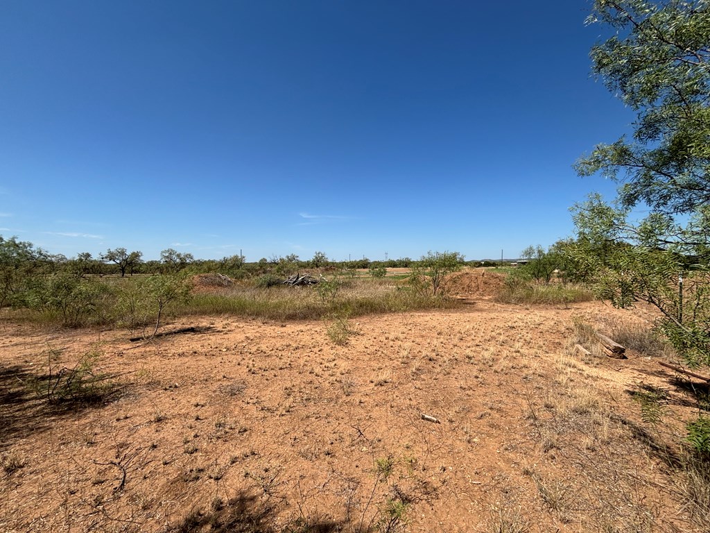 8886 Hooper Lane, Miles, Texas image 8