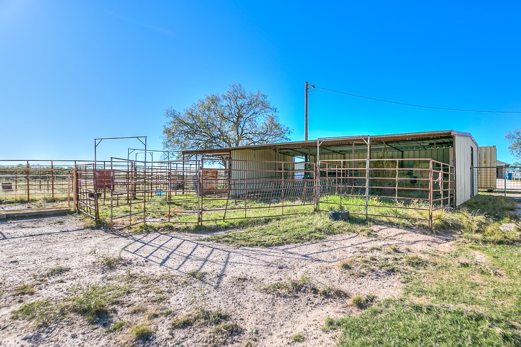 10189 Burma Loop, Carlsbad, Texas image 39