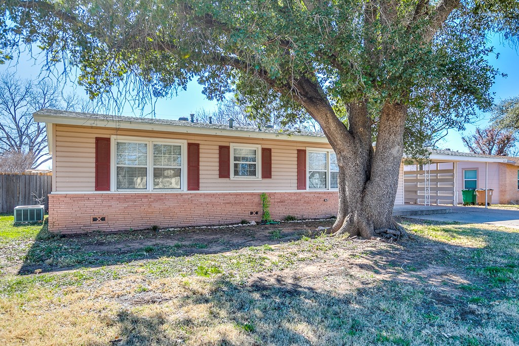 2627 Yale Ave, San Angelo, Texas image 2