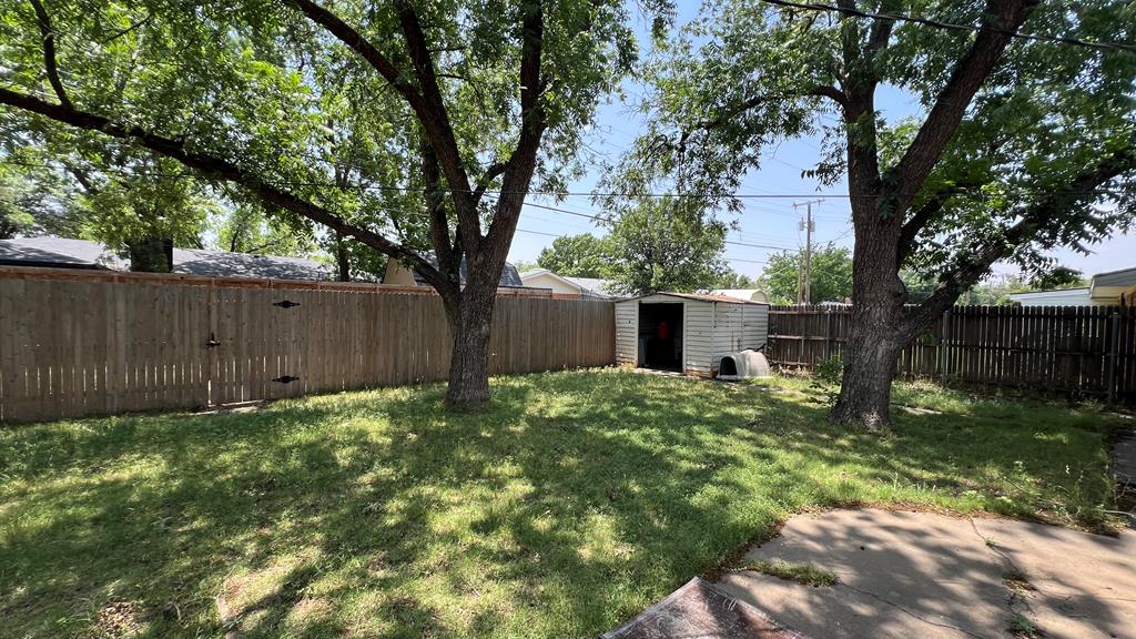 3611 45th St, Lubbock, Texas image 35