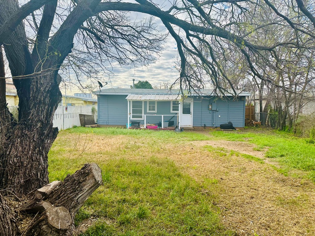 2312 W Harris Ave, San Angelo, Texas image 18