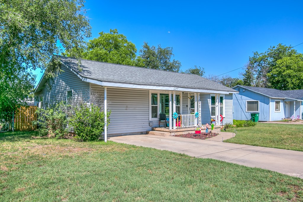 210 Westland Ave, San Angelo, Texas image 2