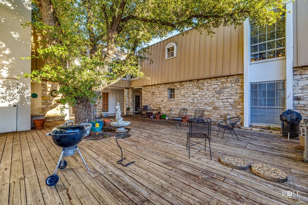 326 W Concho Ave, San Angelo, Texas image 24