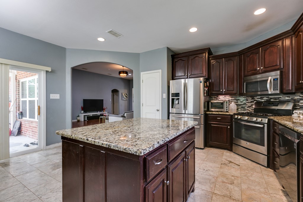 508 Mccarver Dr, Ballinger, Texas image 11