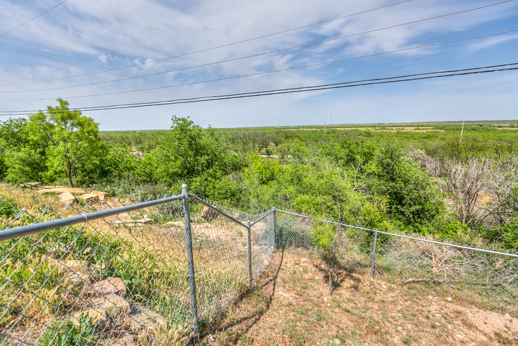 508 Mccarver Dr, Ballinger, Texas image 29