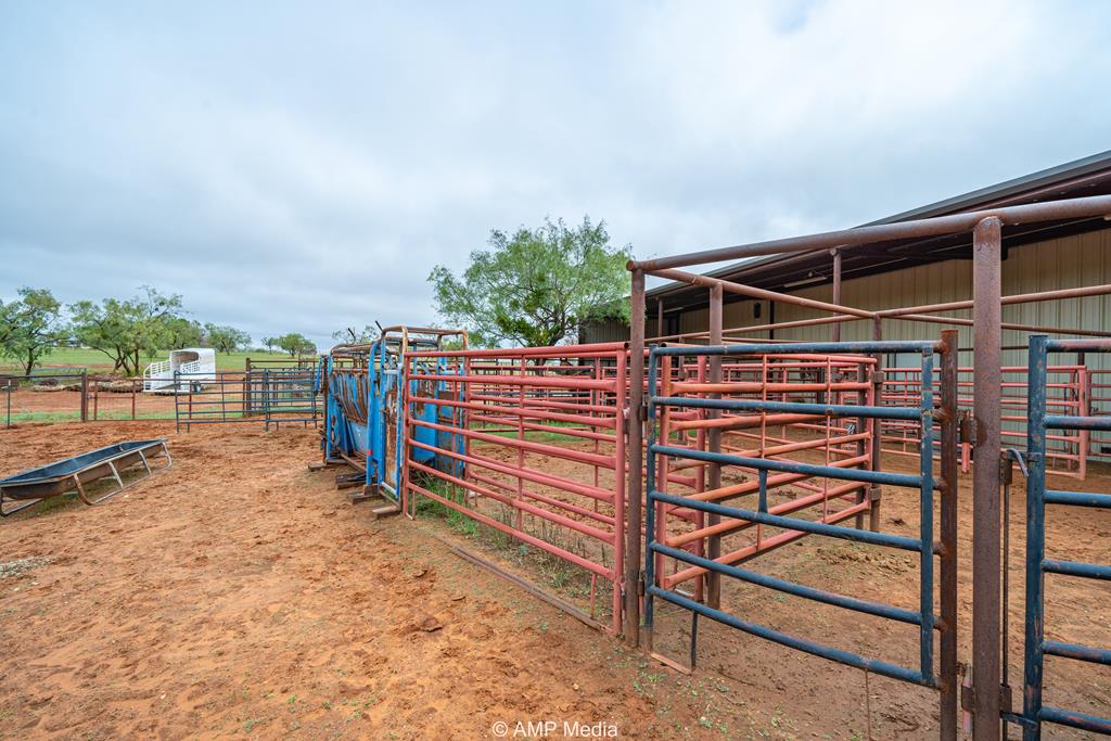 111 Cr 132, Sweetwater, Texas image 22