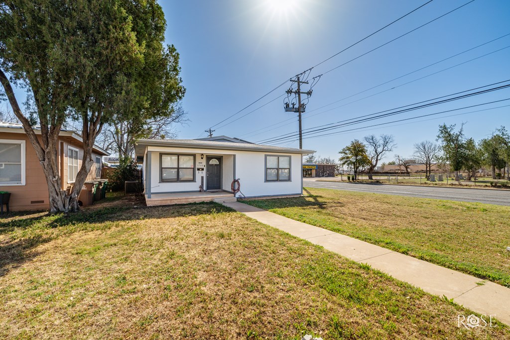 1726 S Park St, San Angelo, Texas image 27