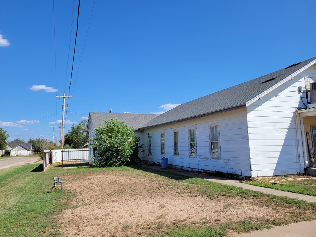 1301 Broad Ave, Ballinger, Texas image 10