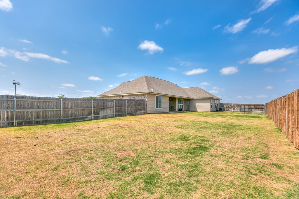 5926 Bridlewood Court, San Angelo, Texas image 39