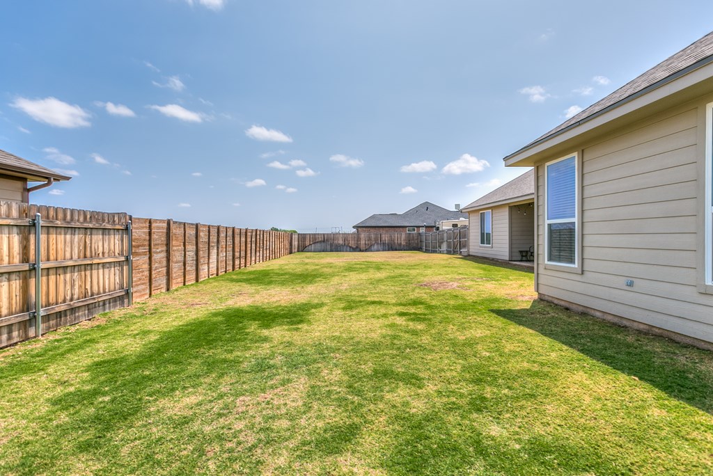 5926 Bridlewood Court, San Angelo, Texas image 38