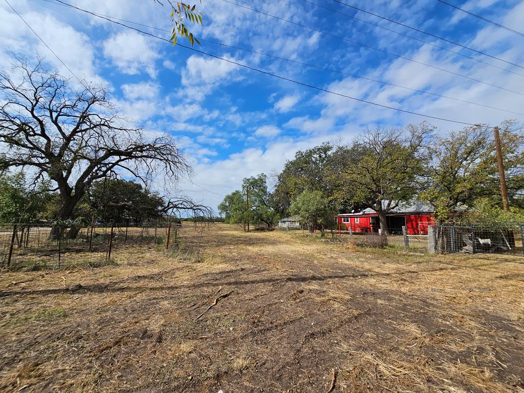 801 Barnett St, Eden, Texas image 29