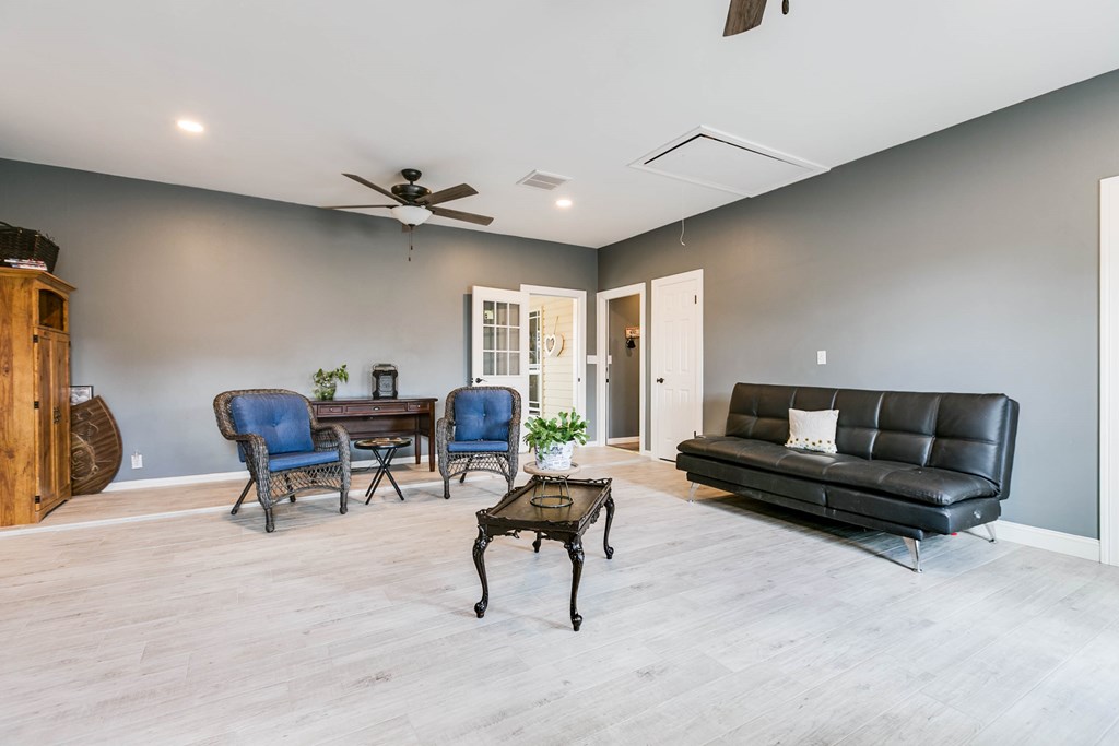 1001 Avondale Ave, San Angelo, Texas image 30