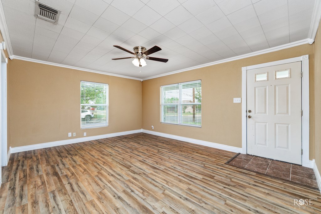 321 N Park St, San Angelo, Texas image 7